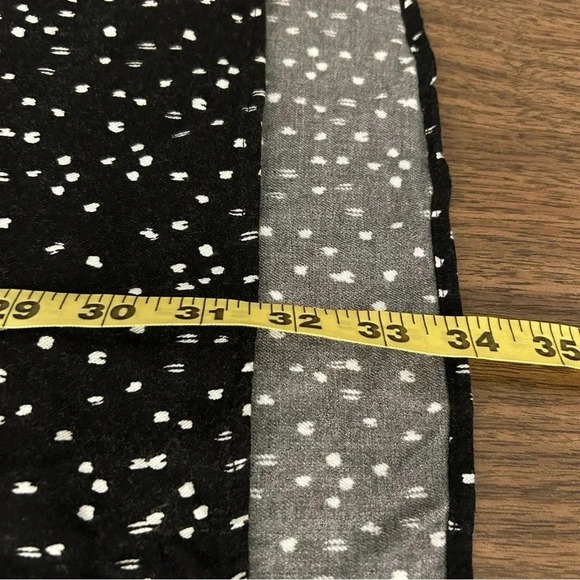 🩷 Cloth & Stone Black and White V-Neck Mini Dress - Picture 4 of 9